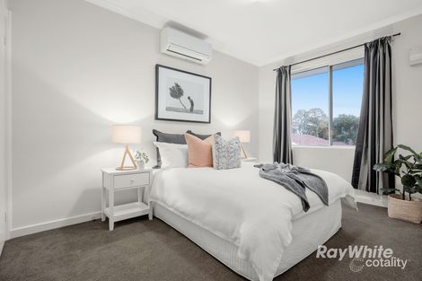 Property photo of 10/158 Kangaroo Road Hughesdale VIC 3166