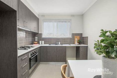 Property photo of 10/158 Kangaroo Road Hughesdale VIC 3166