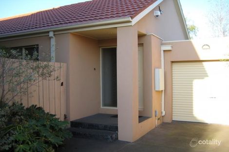 Property photo of 8A Lysbeth Street McKinnon VIC 3204