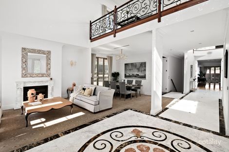 Property photo of 10 Burroughs Road Balwyn VIC 3103