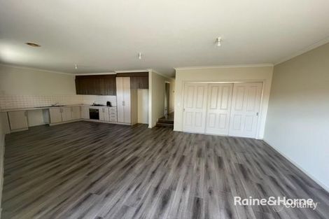 Property photo of 2/12 Elgata Close Meadow Heights VIC 3048