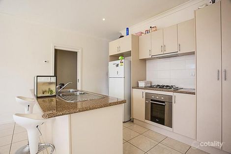 Property photo of 2/31 Horseshoe Circuit Truganina VIC 3029