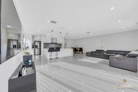 Property photo of 42 Gowar Road Tarneit VIC 3029