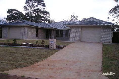 2 Bamboo Ct, Darling Heights, QLD 4350