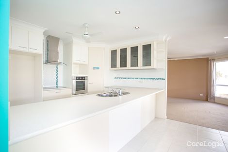 Property photo of 27 Whitehaven Drive Blacks Beach QLD 4740