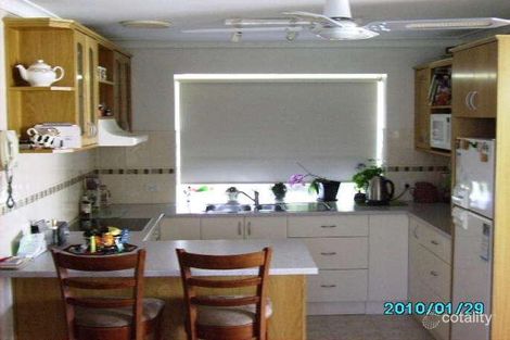 Property photo of 28 Fourth Avenue Rosebud VIC 3939