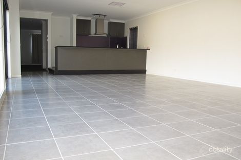Property photo of 14 Cunningham Chase Burnside Heights VIC 3023