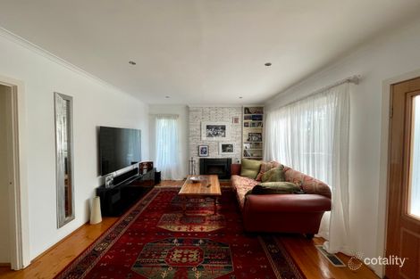 Property photo of 15 Mawarra Crescent Chadstone VIC 3148