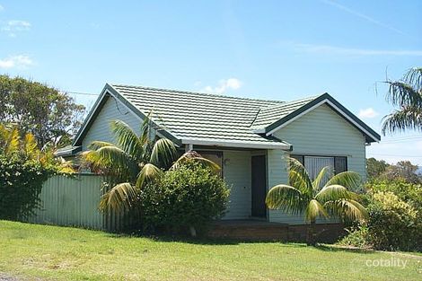 2 Coronation Ave, Sawtell, NSW 2452