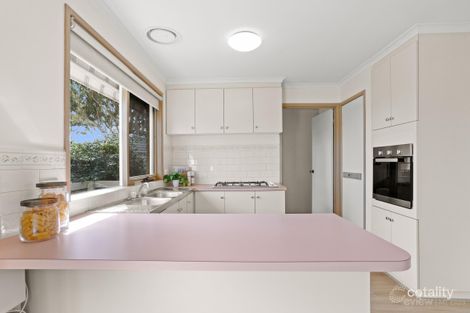 Property photo of 19 Kimba Avenue Frankston VIC 3199