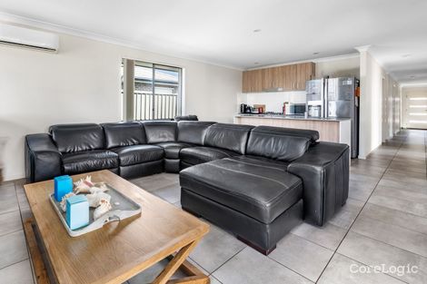Property photo of 16 Sandcastle Street Fern Bay NSW 2295