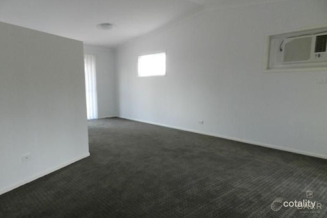 Property photo of 105 Riverside Avenue Barellan Point QLD 4306