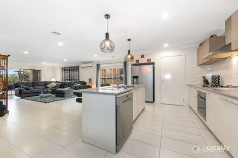 Property photo of 6 Belmont Crescent Pakenham VIC 3810
