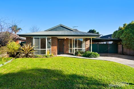 Property photo of 13 Greenslopes Drive Carrum Downs VIC 3201