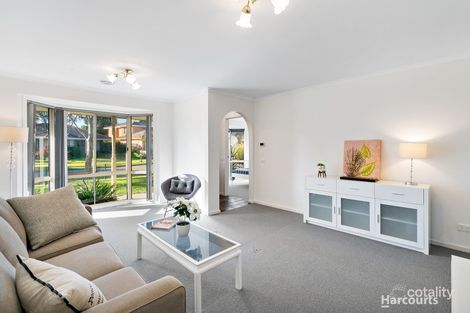 Property photo of 13 Greenslopes Drive Carrum Downs VIC 3201