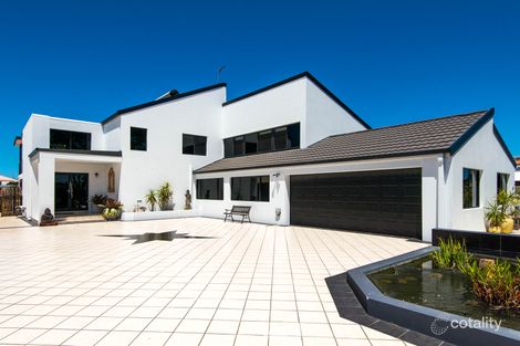 Property photo of 37 Oxley Drive Paradise Point QLD 4216