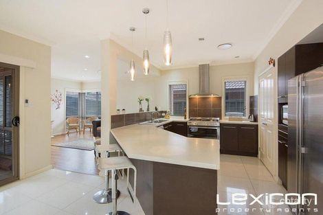 Property photo of 3 Cabine Place Beaumont Hills NSW 2155