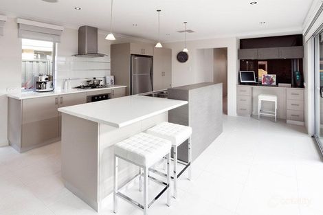 Property photo of 8 Andon Link Yalyalup WA 6280