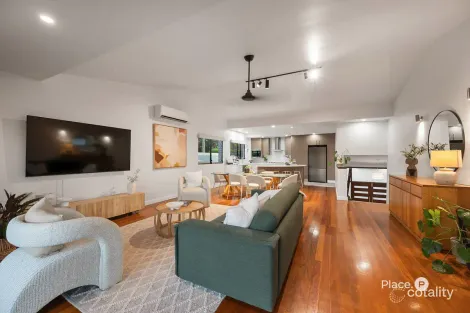 Property photo of 3 Andrea Tarragindi QLD 4121