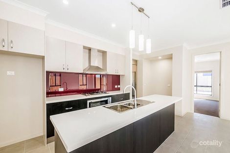 Property photo of 24 Bendigo Court Cranbourne VIC 3977
