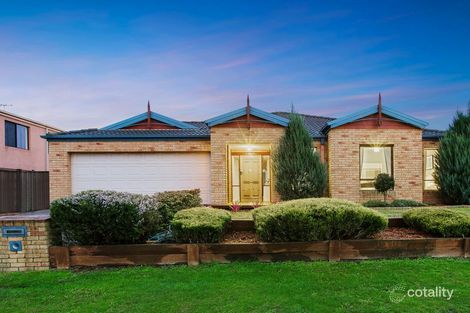Property photo of 18 Mallard Street Berwick VIC 3806