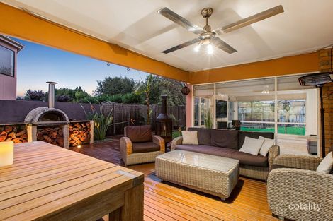 Property photo of 18 Mallard Street Berwick VIC 3806