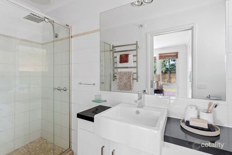 Property photo of 48 Dava Drive Mornington VIC 3931