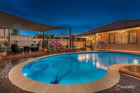 Property photo of 44 Ripplevale Circle Carramar WA 6031