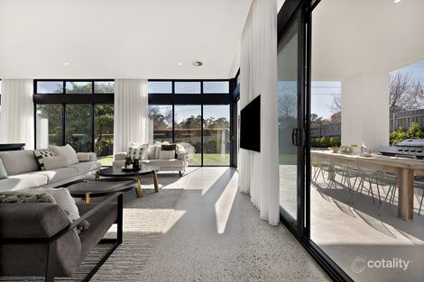 Property photo of 5 Laseron Place Mawson ACT 2607