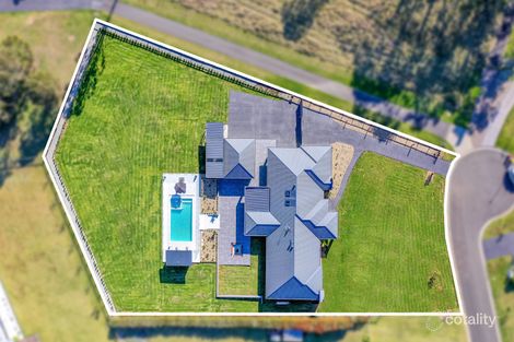 Property photo of 2 Ventana Court Luddenham NSW 2745