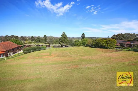 Property photo of 6 Camelot Close Kirkham NSW 2570