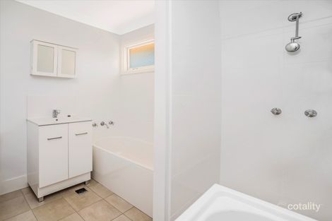 Property photo of 1/56 Thirroul Road Kanahooka NSW 2530