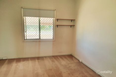 Property photo of 4 Oswell Street Cloverdale WA 6105