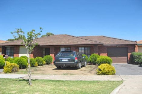 Property photo of 18 Parrakeet Court Taylors Lakes VIC 3038