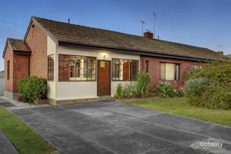 20 Pattison Ave, North Geelong, VIC 3215