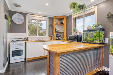 Property photo of 40 Arunta Crescent Chigwell TAS 7011