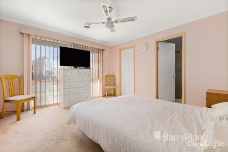 Property photo of 21 Songlark Crescent Werribee VIC 3030