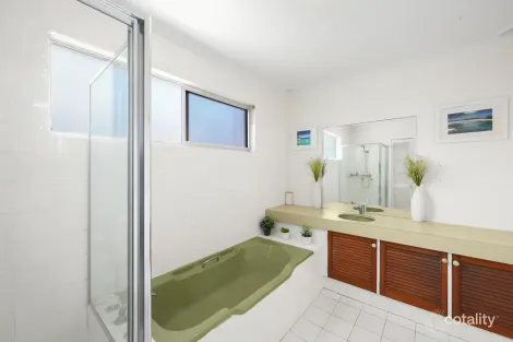 Property photo of 51 Elizabeth Street Sawtell NSW 2452