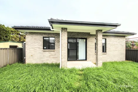 1/183 Northam Ave, Bankstown, NSW 2200