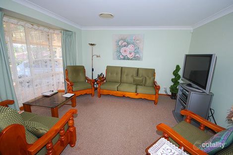 Property photo of 17 Stacey Close Kariong NSW 2250