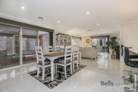 Property photo of 17 Winkelmann Drive Campbells Creek VIC 3451