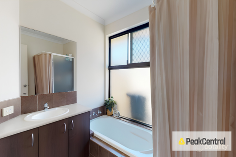Property photo of 15 Charlton Way Bertram WA 6167