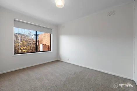 Property photo of 2/35 Lyall Street Cranbourne VIC 3977