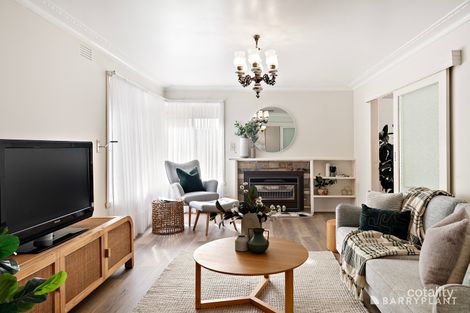 Property photo of 7 Chedgey Drive St Albans VIC 3021