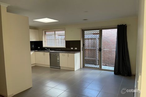 Property photo of 16 Elda Court Cranbourne North VIC 3977