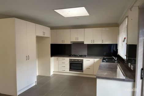 Property photo of 16 Elda Court Cranbourne North VIC 3977