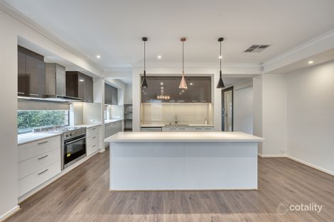 Property photo of 20 Hammersmith Way Cranbourne East VIC 3977