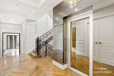 Property photo of 28 Tuxen Street Balwyn North VIC 3104