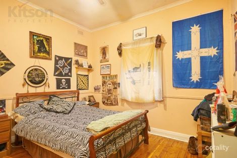 Property photo of 1 Halloran Street Turvey Park NSW 2650