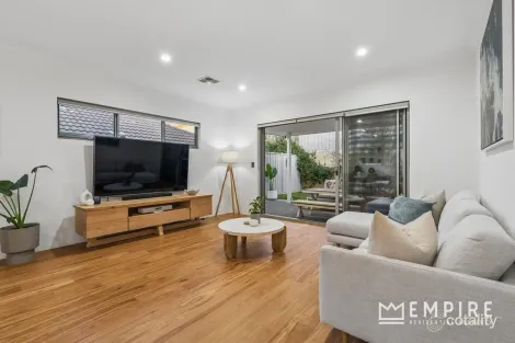 Property photo of 15 Caliza Way Beeliar WA 6164